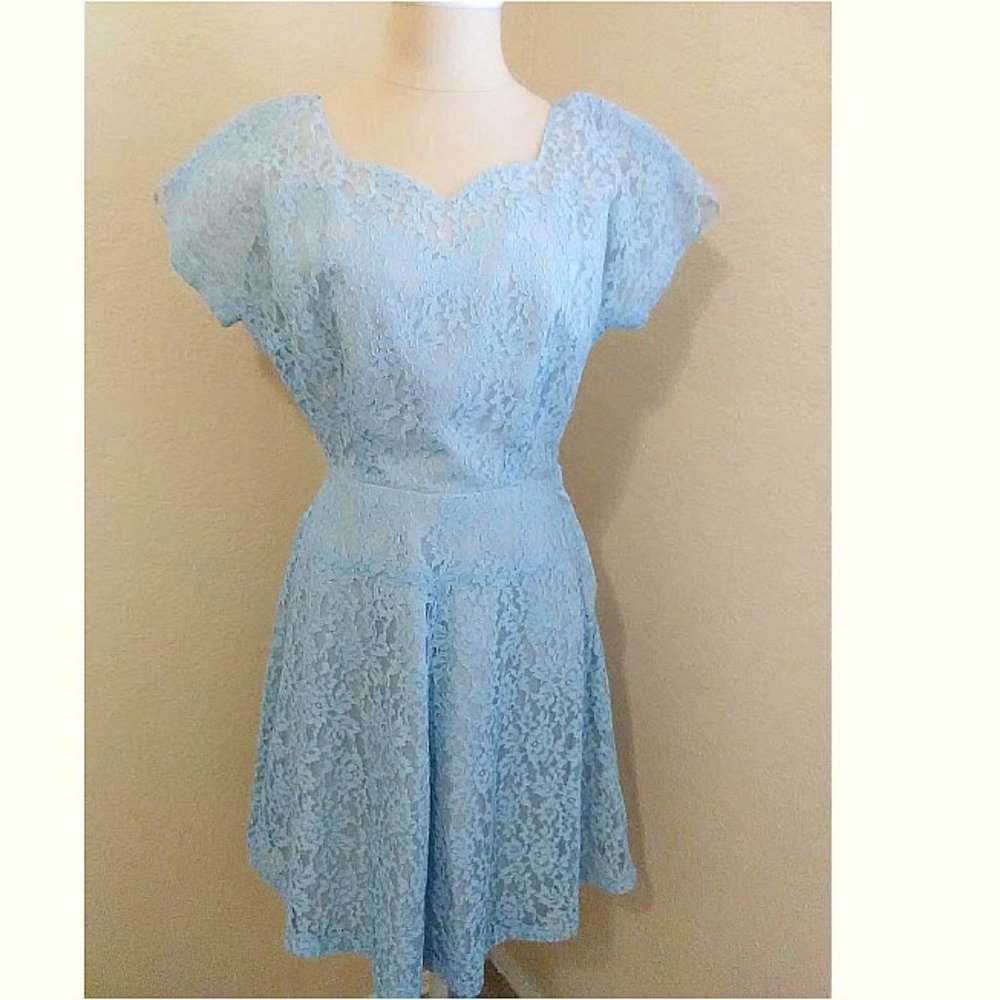 Vintage 1950s Blue Lace Scalloped Sweetheart neckline fit and flare dress